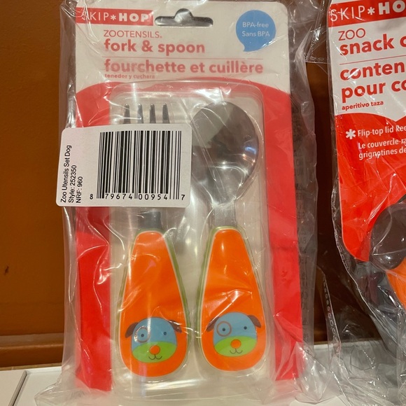 NWT Skip Hop Zoo Baby Feeding Bundle: Bottle, Snack Cup, Plate/Bowl & Utensils - Picture 9 of 10